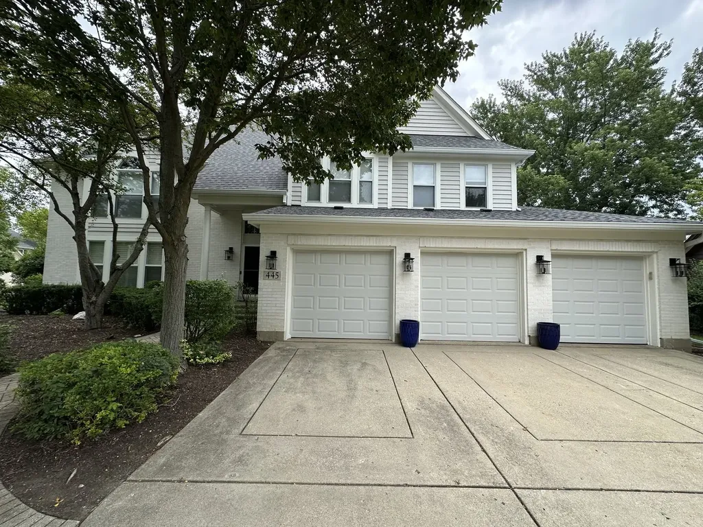 445 Blue Ash Drive Buffalo Grove IL 60089
