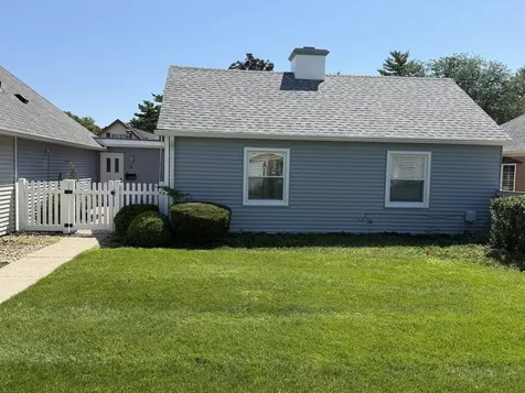 14 Garden Drive Montgomery IL 60538