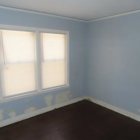 10549 South Indiana Avenue Chicago IL 60628