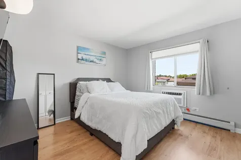 4623 North Chester Avenue Chicago IL 60656