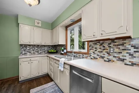 3108 12TH Avenue Moline IL 61265