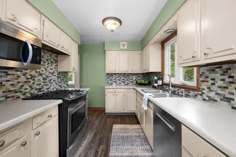 3108 12TH Avenue Moline IL 61265