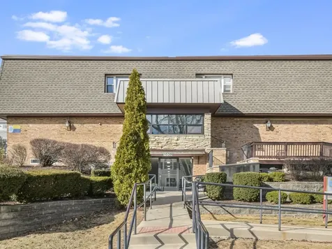 1039 College Avenue Wheaton IL 60187
