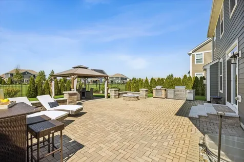 13752 Anne Drive Lemont IL 60439
