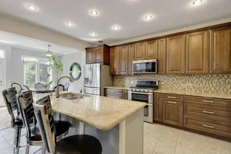 363 Aaron Lane Bolingbrook IL 60440