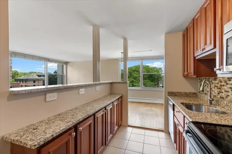 336 West Wellington Avenue Chicago IL 60657