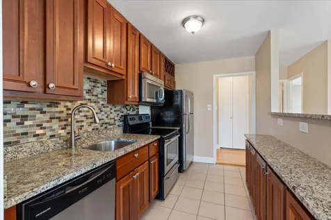 336 West Wellington Avenue Chicago IL 60657