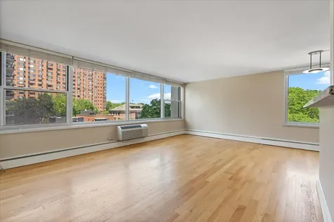 336 West Wellington Avenue Chicago IL 60657