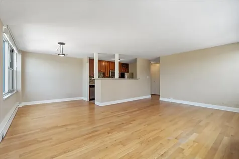 336 West Wellington Avenue Chicago IL 60657