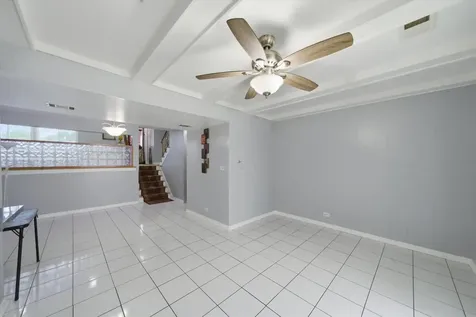 9005 Sherry Lane Des Plaines IL 60016