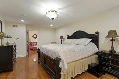 1660 Castillian Way Mundelein IL 60060