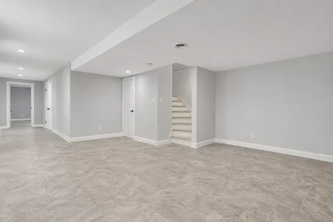 1660 Castillian Way Mundelein IL 60060