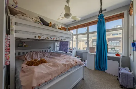 127 East 18th Street Chicago IL 60616