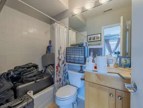 127 East 18th Street Chicago IL 60616
