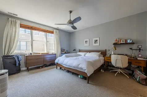 127 East 18th Street Chicago IL 60616