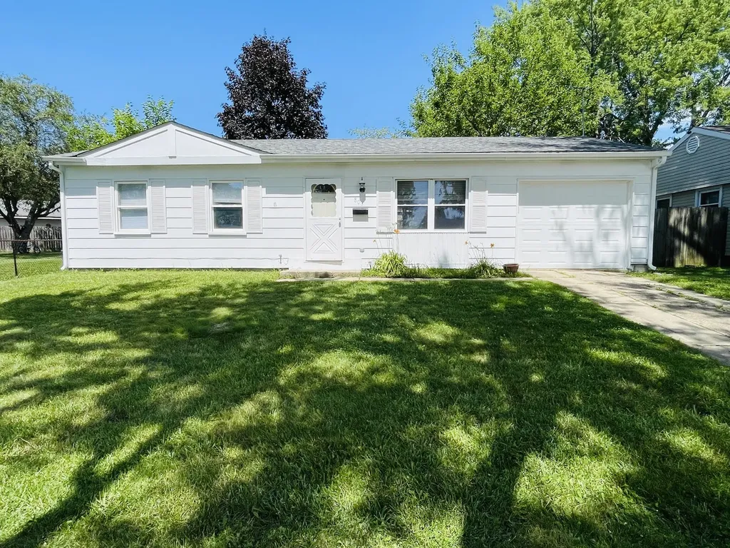 808 Sunset Circle Streamwood IL 60107