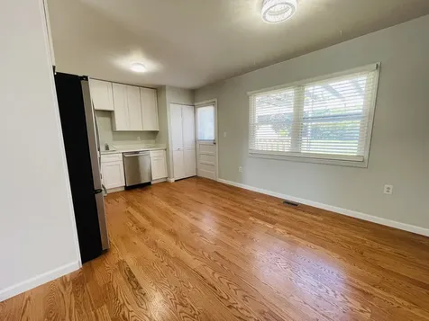 808 Sunset Circle Streamwood IL 60107