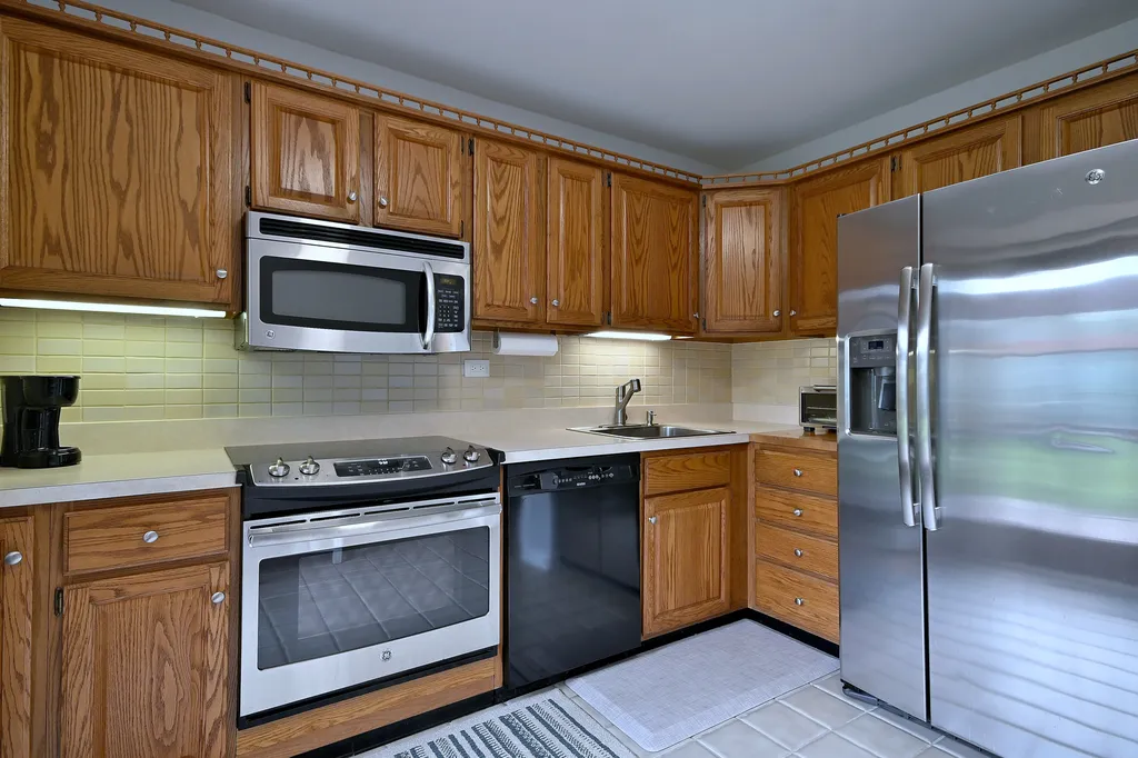 245 South Prospect Street Roselle IL 60172