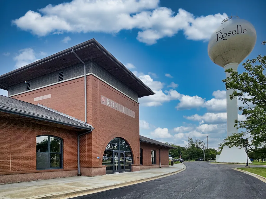 245 South Prospect Street Roselle IL 60172