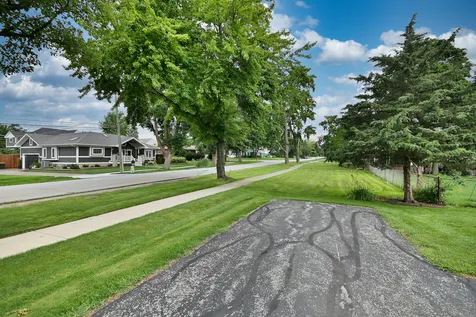 245 South Prospect Street Roselle IL 60172
