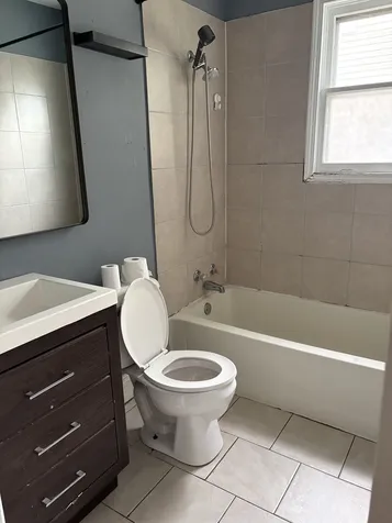 837 Hickory Street Waukegan IL 60085