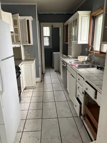 837 Hickory Street Waukegan IL 60085