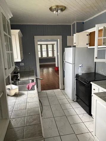 837 Hickory Street Waukegan IL 60085