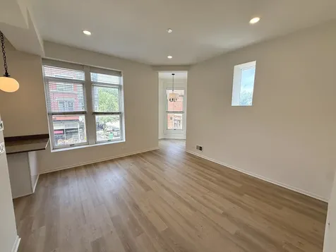935 West Armitage Avenue Chicago IL 60614