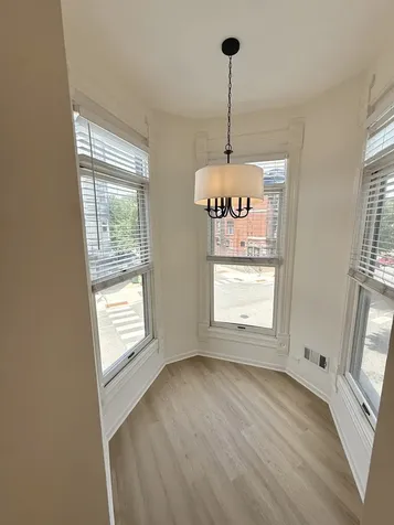 935 West Armitage Avenue Chicago IL 60614