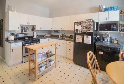 3744 North Clifton Avenue Chicago IL 60613
