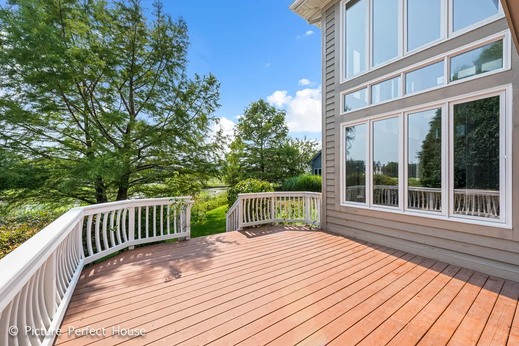 3571 Scottsdale Circle Naperville IL 60564