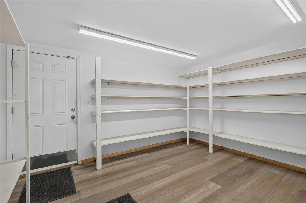 607 West Roosevelt Road Chicago IL 60607