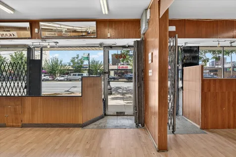 607 West Roosevelt Road Chicago IL 60607