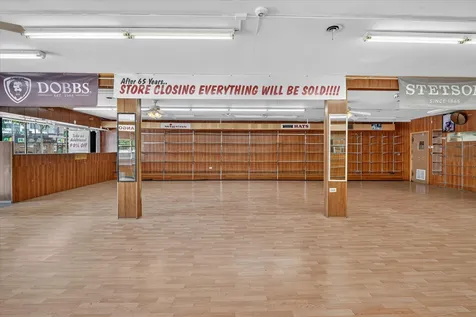 607 West Roosevelt Road Chicago IL 60607