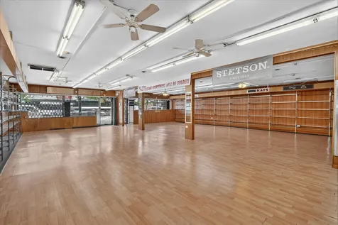 607 West Roosevelt Road Chicago IL 60607