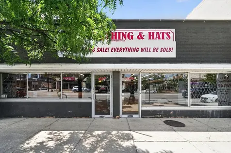 607 West Roosevelt Road Chicago IL 60607