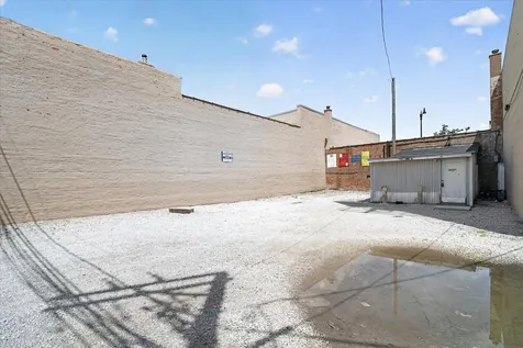 607 West Roosevelt Road Chicago IL 60607
