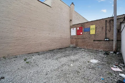 607 West Roosevelt Road Chicago IL 60607