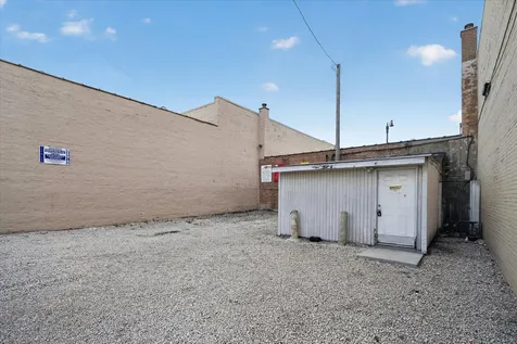607 West Roosevelt Road Chicago IL 60607