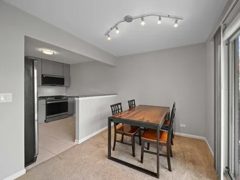 1126 Auburn Buffalo Grove IL 60089