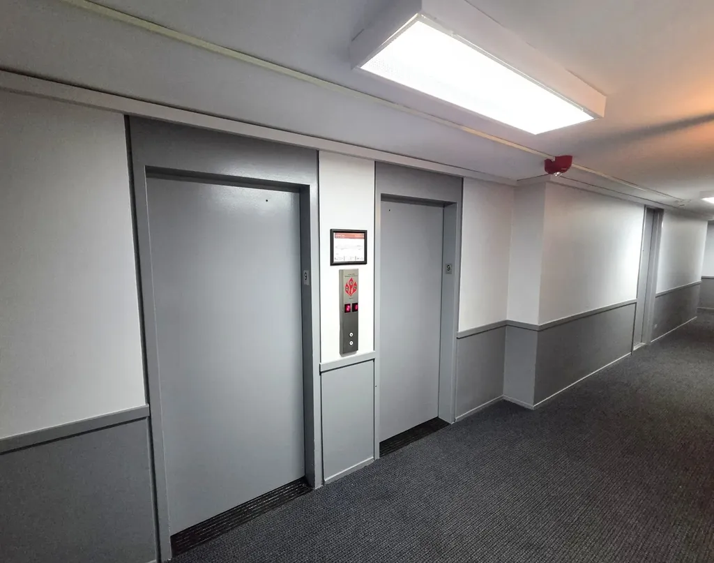 1450 East 55th Place Chicago IL 60637