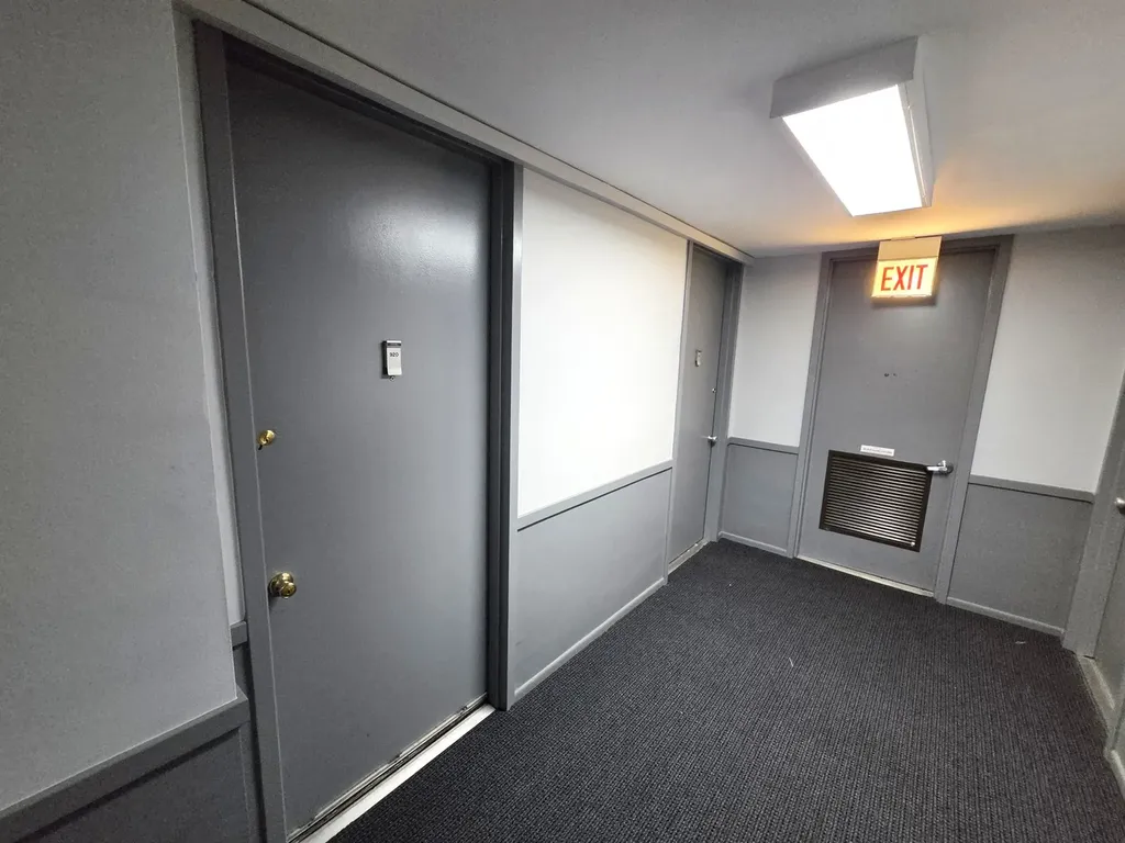 1450 East 55th Place Chicago IL 60637