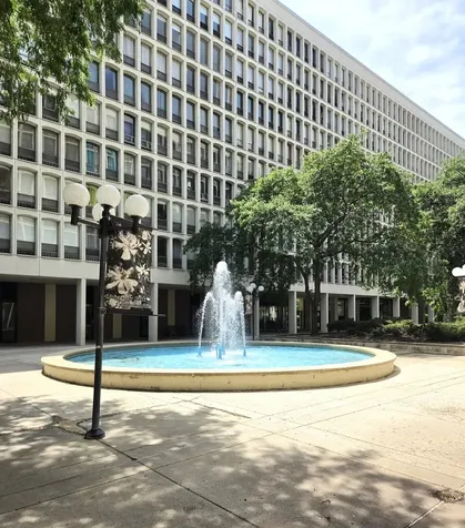 1450 East 55th Place Chicago IL 60637