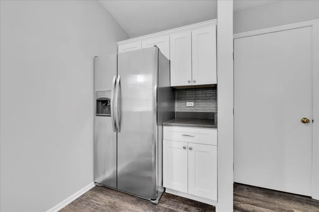 1049 Oswego Road Naperville IL 60540