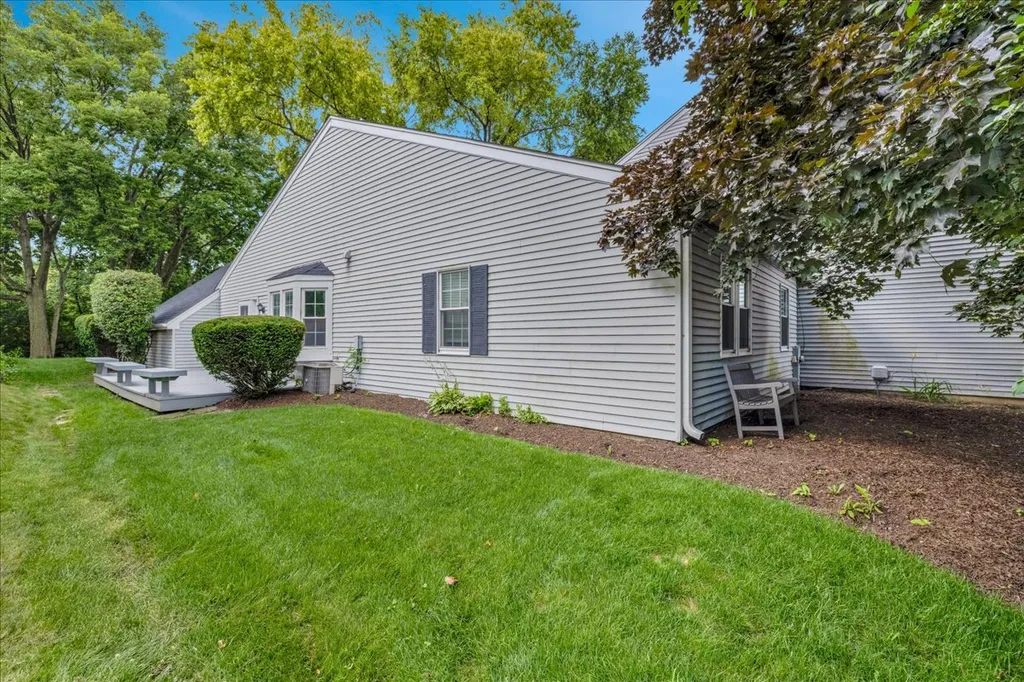 1049 Oswego Road Naperville IL 60540