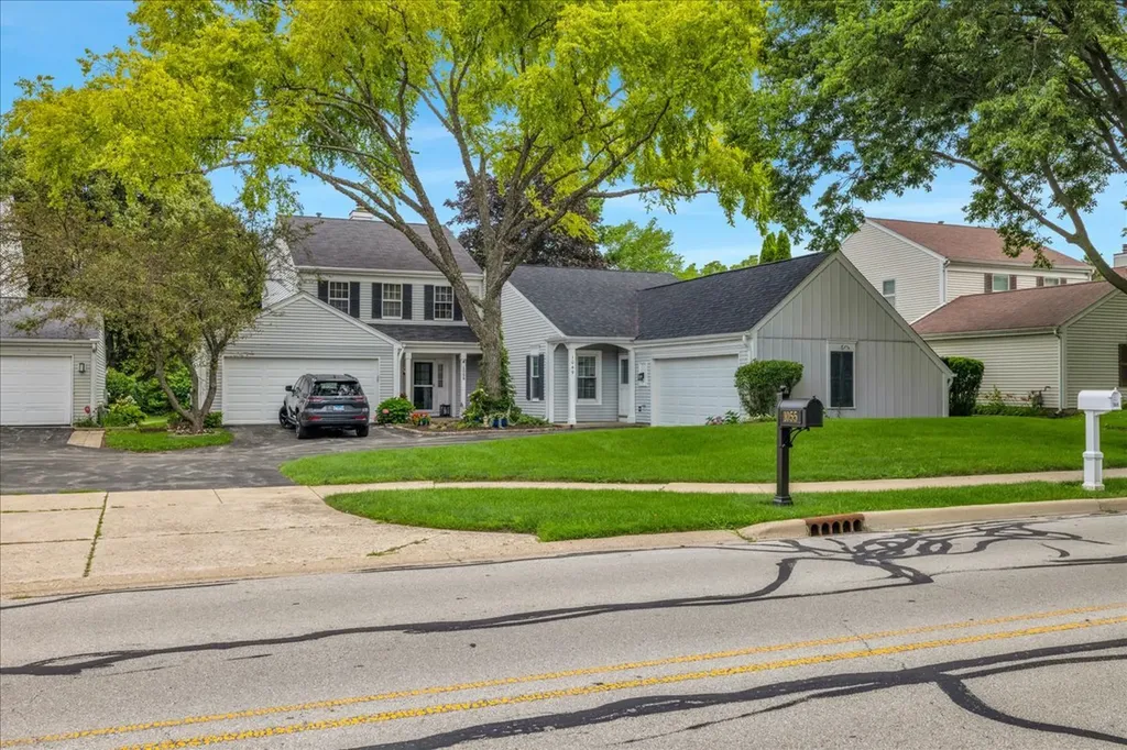 1049 Oswego Road Naperville IL 60540