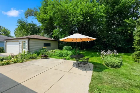202 Bonnie Brae Avenue Itasca IL 60143