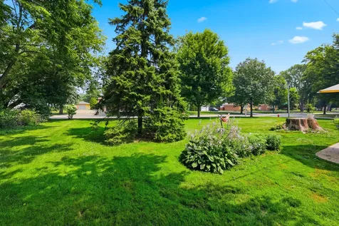 202 Bonnie Brae Avenue Itasca IL 60143