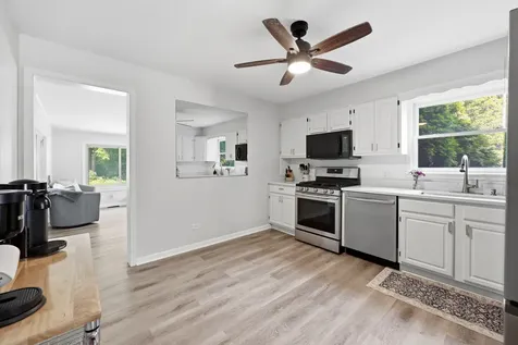 202 Bonnie Brae Avenue Itasca IL 60143