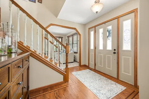 207 Barb Boulevard Dekalb IL 60115
